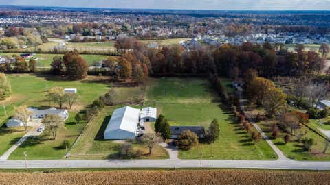 Photo of 615 S Section Line Road, Delaware, OH 43015 (MLS # 226030118)