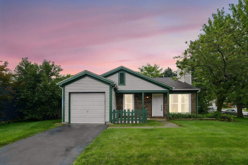 Photo of 6250 Emberwood Road, Dublin, OH 43017 (MLS # 226030417)