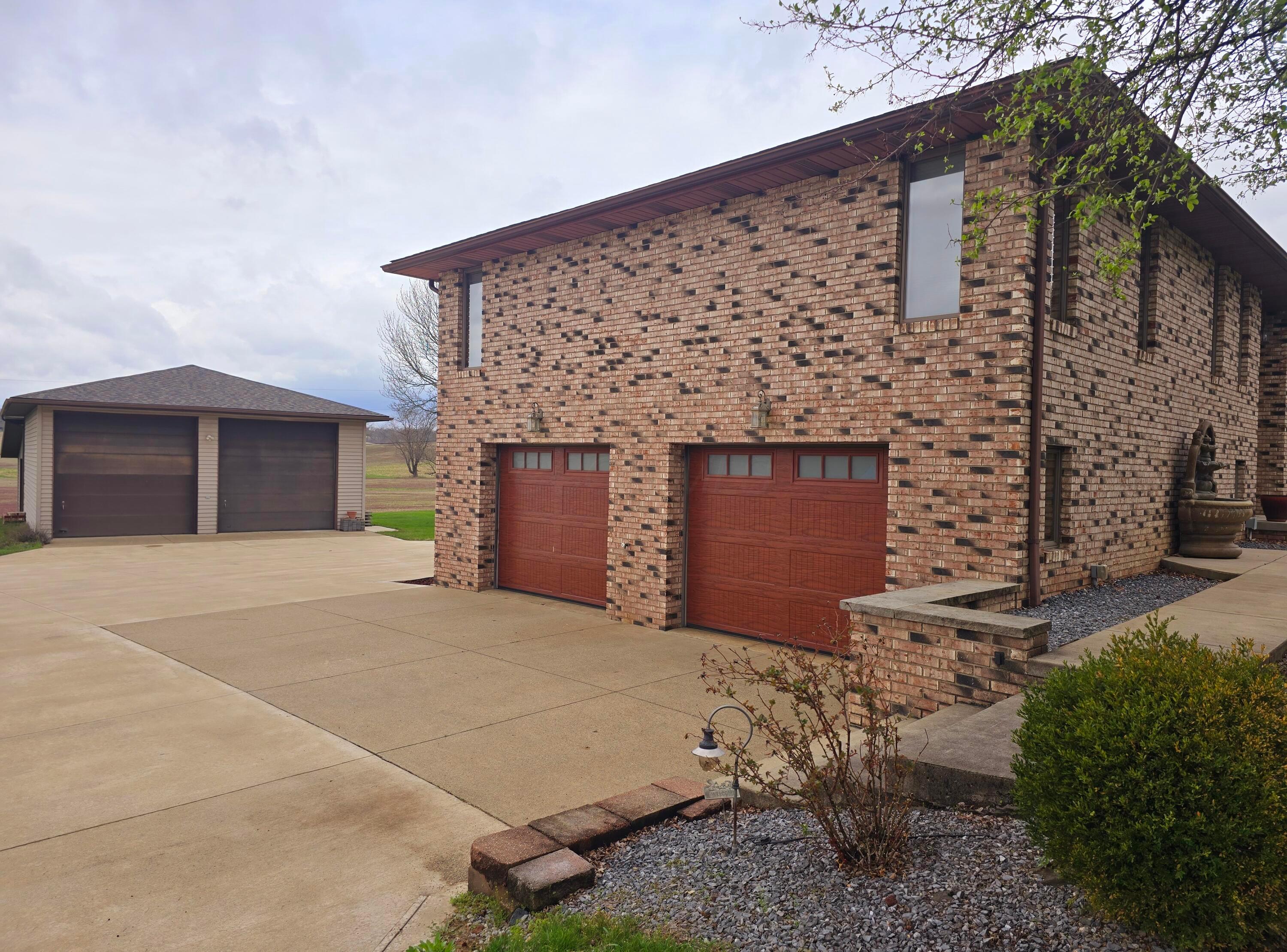 25135 Township Road 192, Coshocton, Ohio image 4