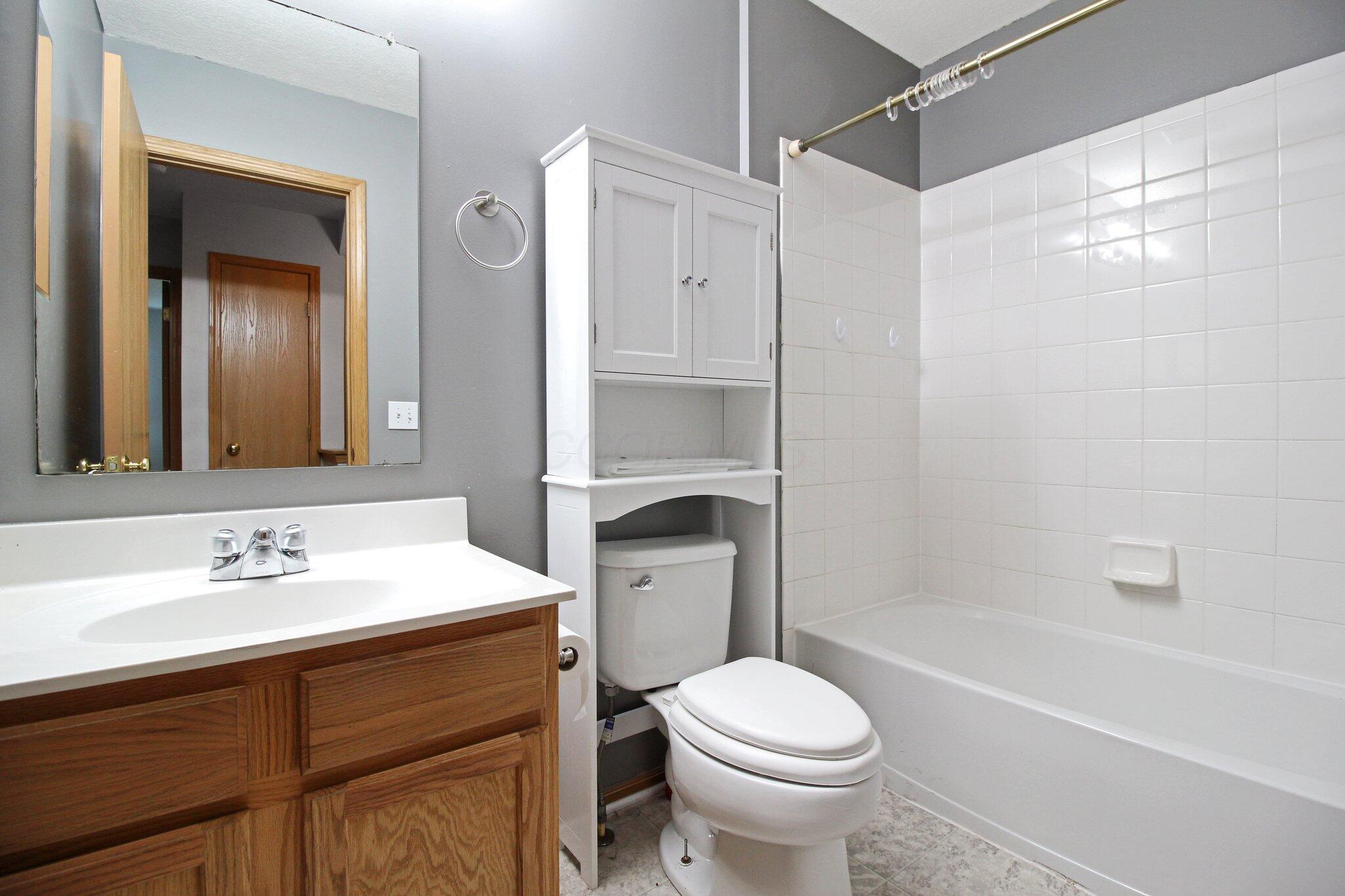 398 Ruffin Drive, Galloway, Ohio image 25
