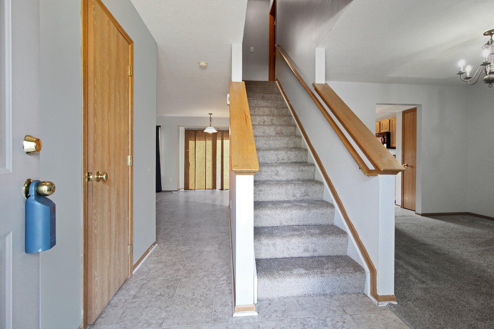 398 Ruffin Drive, Galloway, Ohio image 6