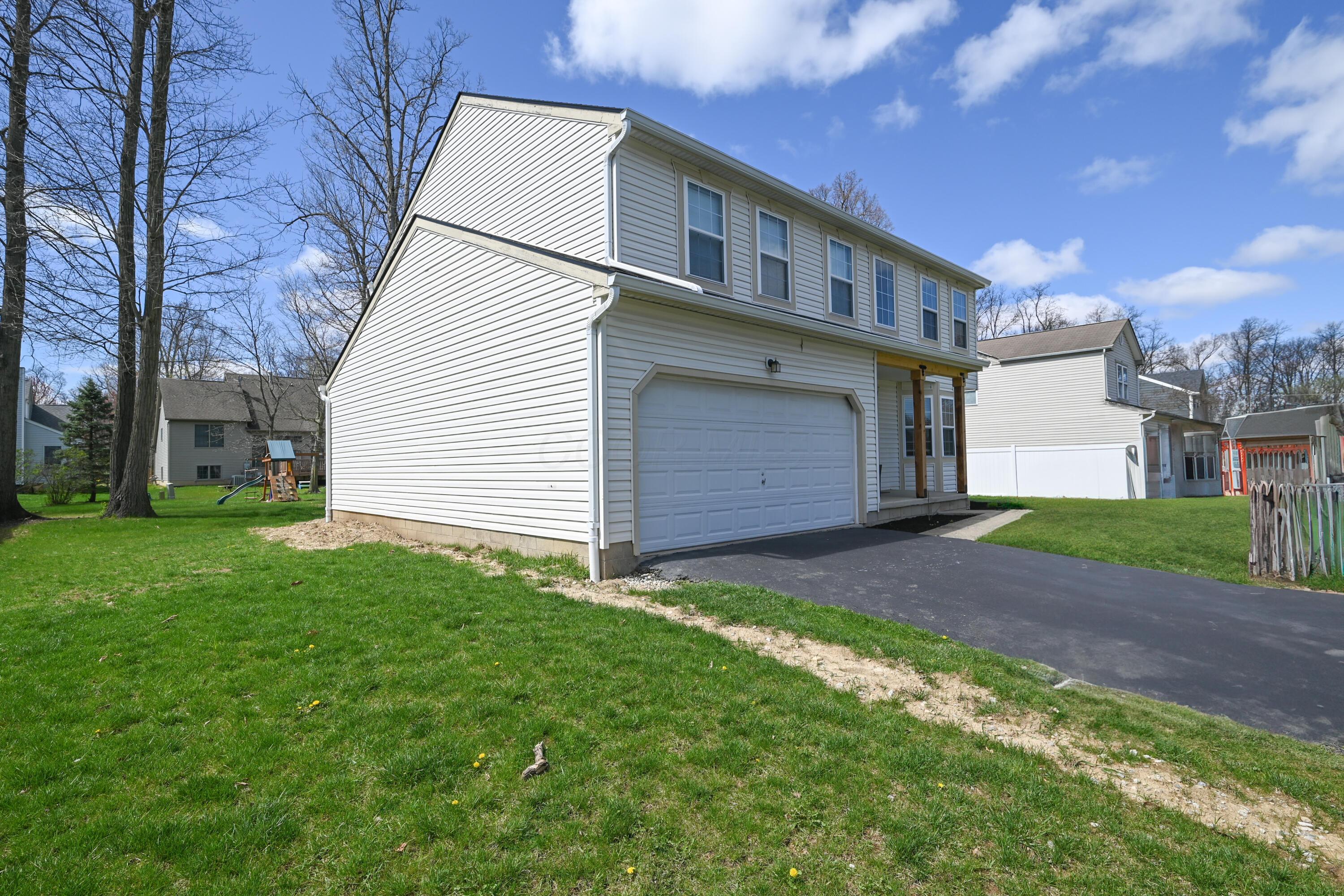 217 Harwood Court, Delaware, Ohio image 3