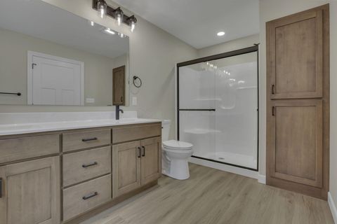 Tiny photo for 63 Appleseed Court Court, Howard, OH 43028 (MLS # 225041078)