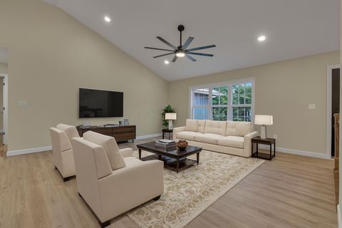 Tiny photo for 63 Appleseed Court Court, Howard, OH 43028 (MLS # 225041078)