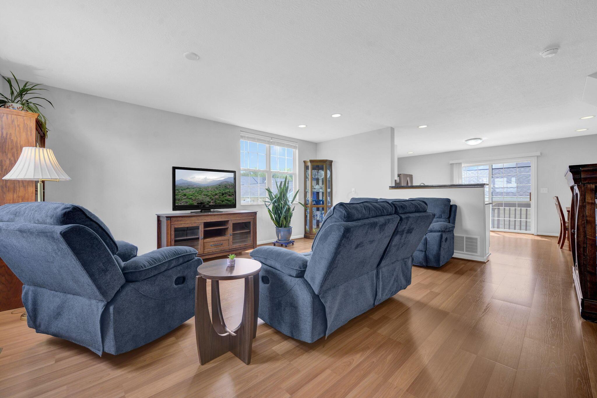7235 Colonial Affair Drive 12