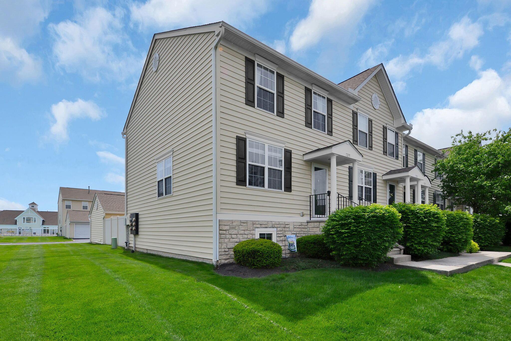 7235 Colonial Affair Drive 12