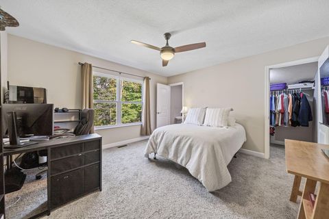 Tiny photo for 465 Hawking Drive, Galena, OH 43021 (MLS # 225039571)