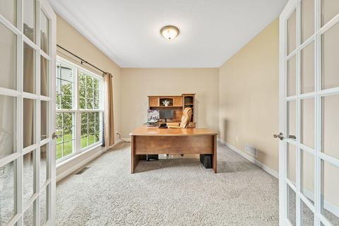 Tiny photo for 465 Hawking Drive, Galena, OH 43021 (MLS # 225039571)