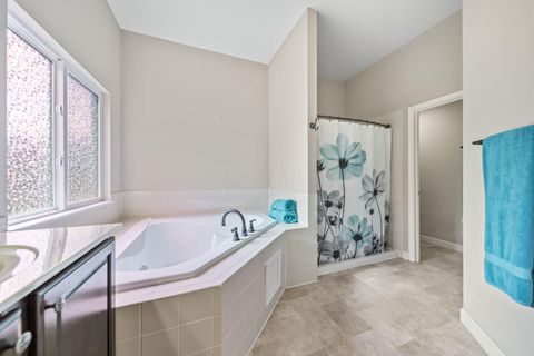 Tiny photo for 465 Hawking Drive, Galena, OH 43021 (MLS # 225039571)