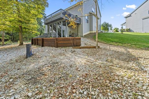 Tiny photo for 465 Hawking Drive, Galena, OH 43021 (MLS # 225039571)