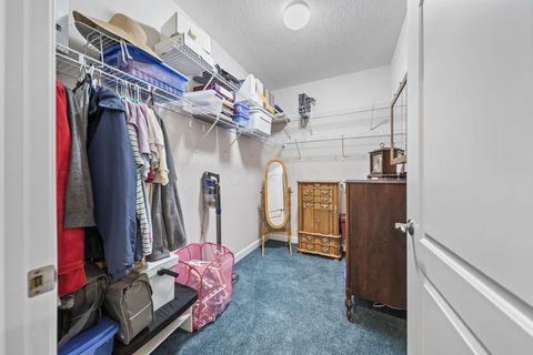 Tiny photo for 465 Hawking Drive, Galena, OH 43021 (MLS # 225039571)