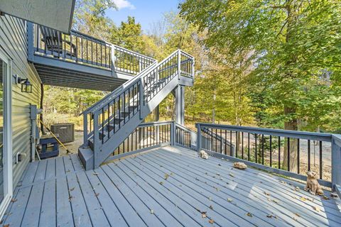 Tiny photo for 465 Hawking Drive, Galena, OH 43021 (MLS # 225039571)