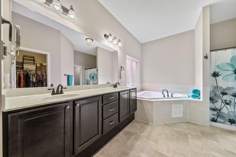 Tiny photo for 465 Hawking Drive, Galena, OH 43021 (MLS # 225039571)