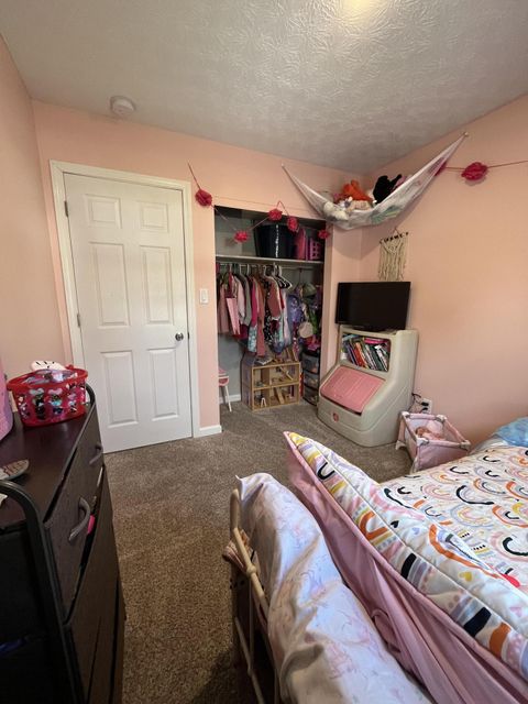 Tiny photo for 542 Douglas Drive, Circleville, OH 43113 (MLS # 226002713)