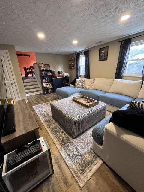 Tiny photo for 542 Douglas Drive, Circleville, OH 43113 (MLS # 226002713)