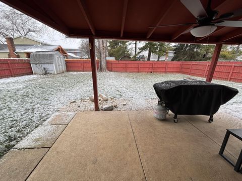 Tiny photo for 542 Douglas Drive, Circleville, OH 43113 (MLS # 226002713)