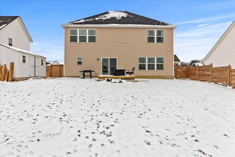 Tiny photo for 1604 Raymond Avenue, Bellefontaine, OH 43311 (MLS # 226000171)