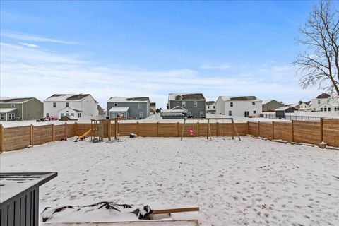 Tiny photo for 1604 Raymond Avenue, Bellefontaine, OH 43311 (MLS # 226000171)