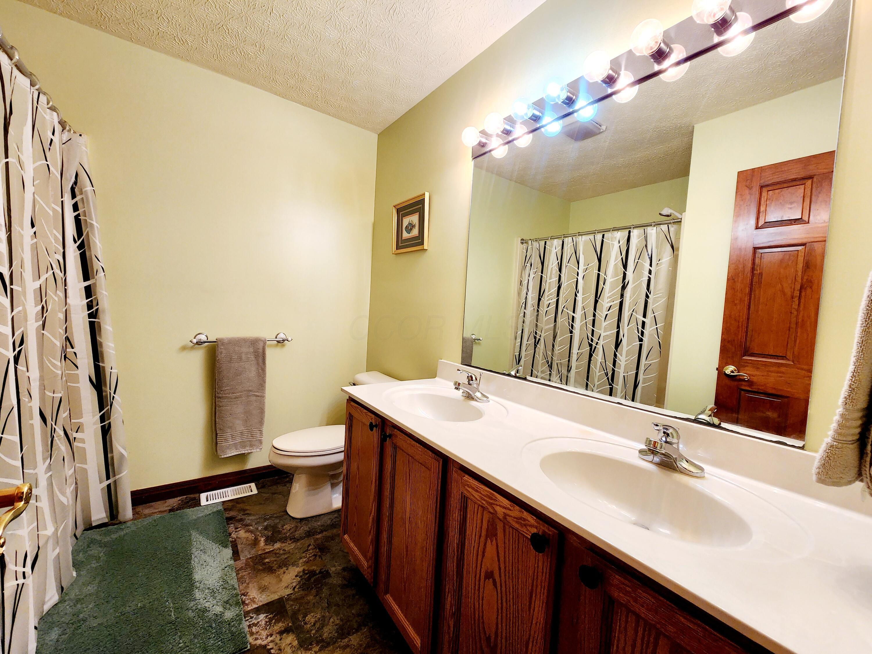 1224 Bramble Avenue, Washington Court House, Ohio image 37