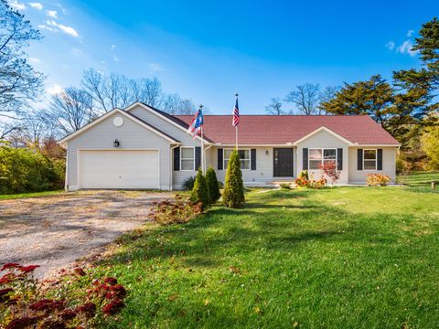 Photo of 228 Jones Avenue SW, Pataskala, OH 43062 (MLS # 225036717)