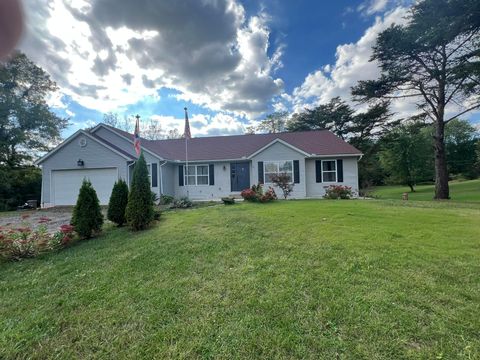 Photo of 228 Jones Avenue SW, Pataskala, OH 43062 (MLS # 225036717)