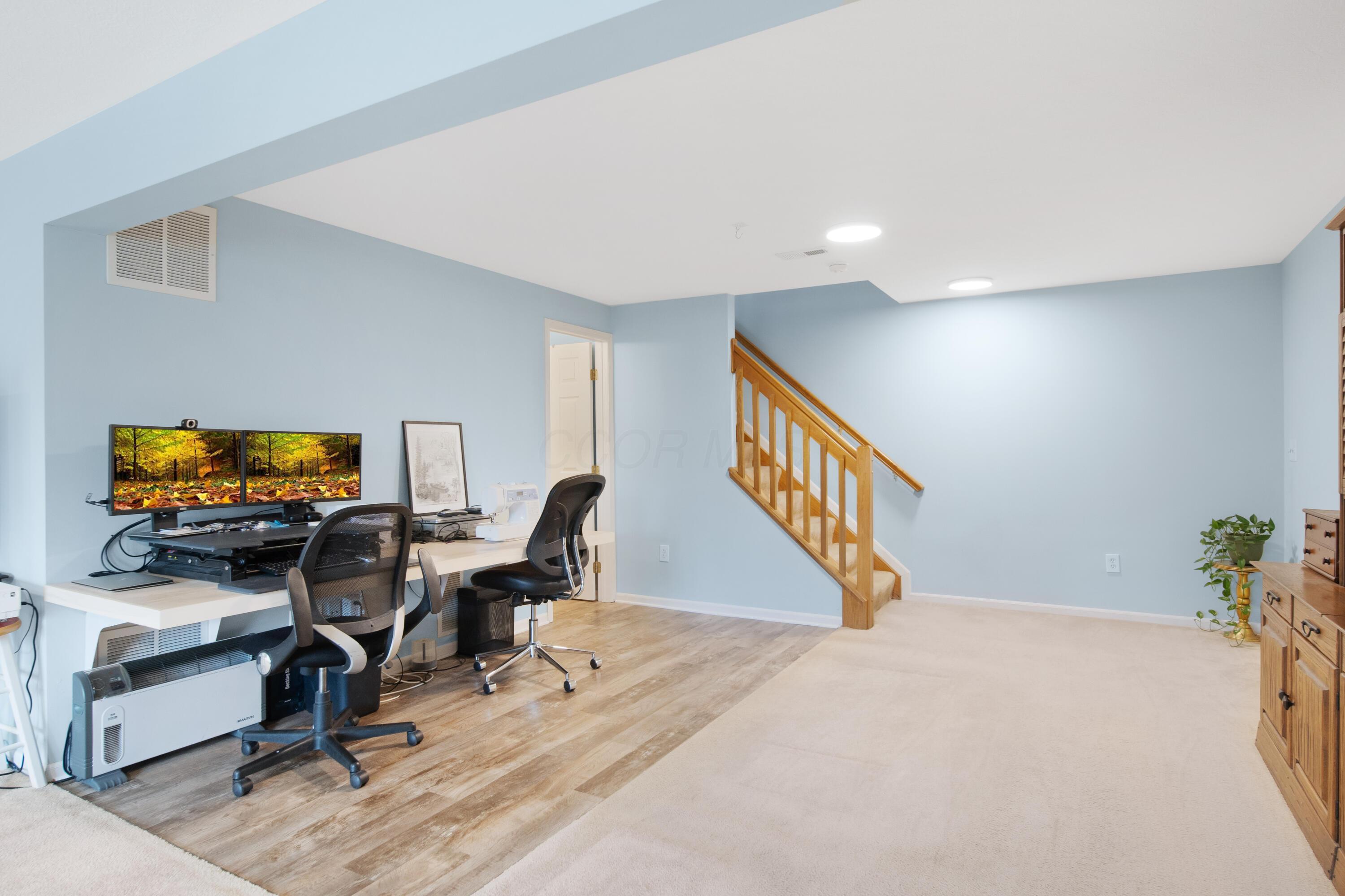 247 Brueghel, Blacklick, Ohio image 19