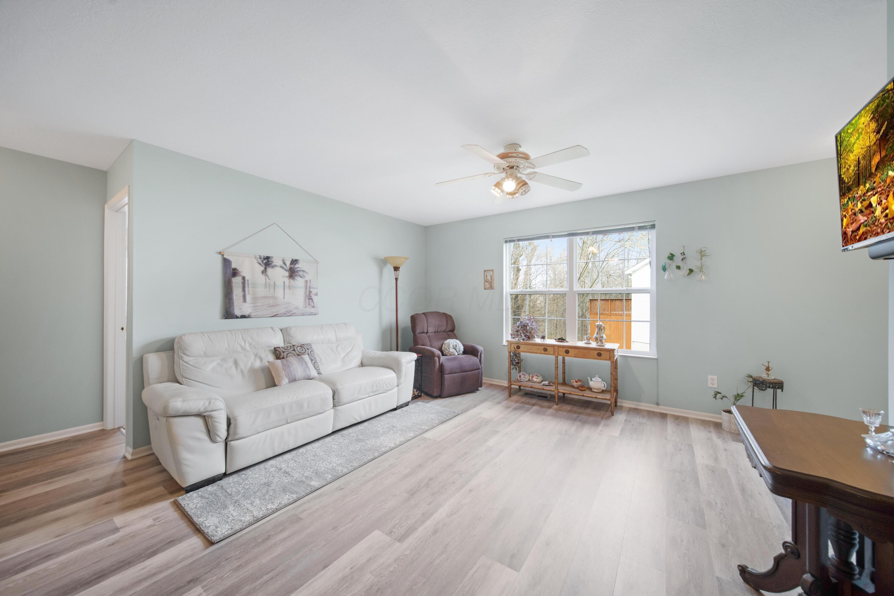 247 Brueghel, Blacklick, Ohio image 4