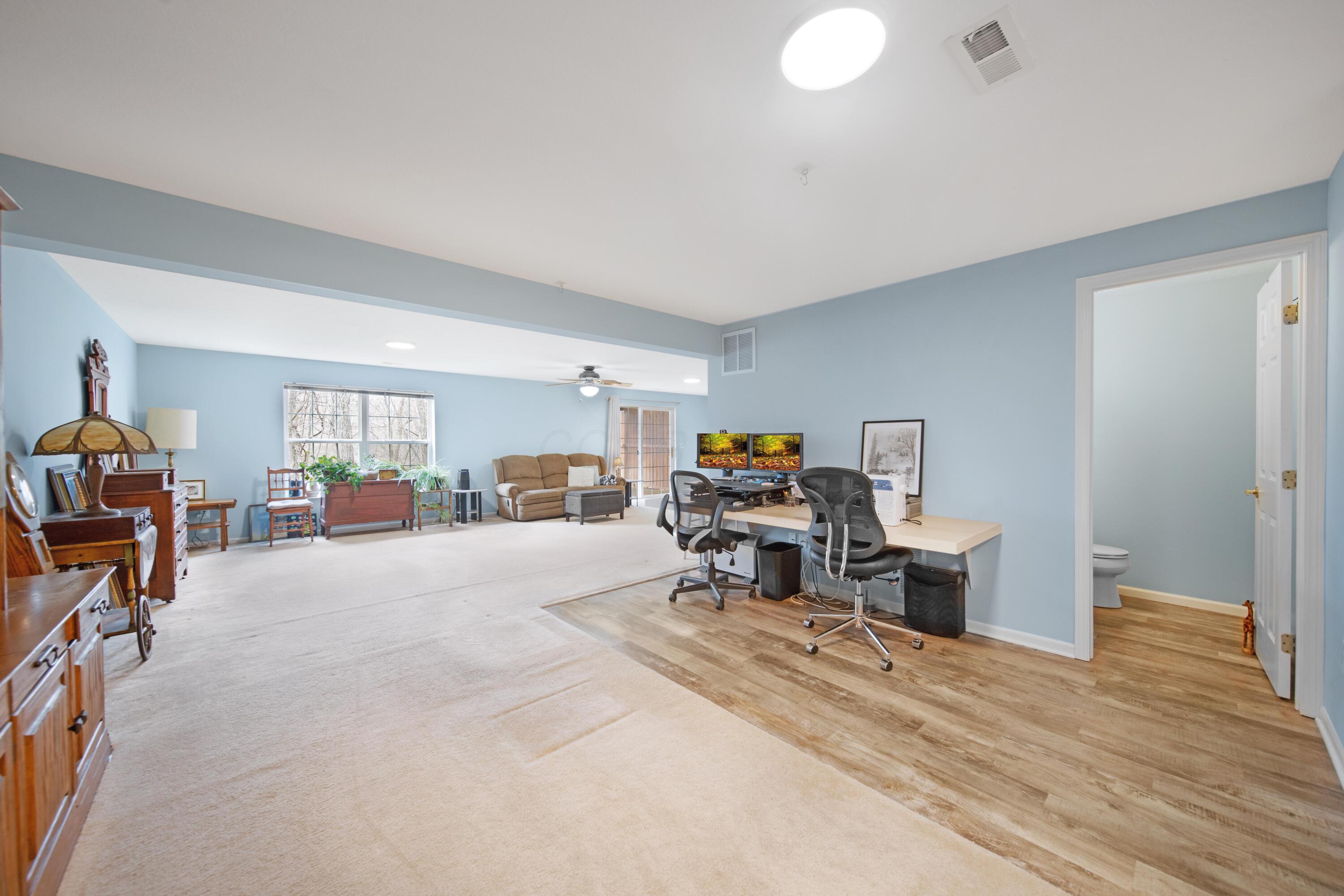 247 Brueghel, Blacklick, Ohio image 17
