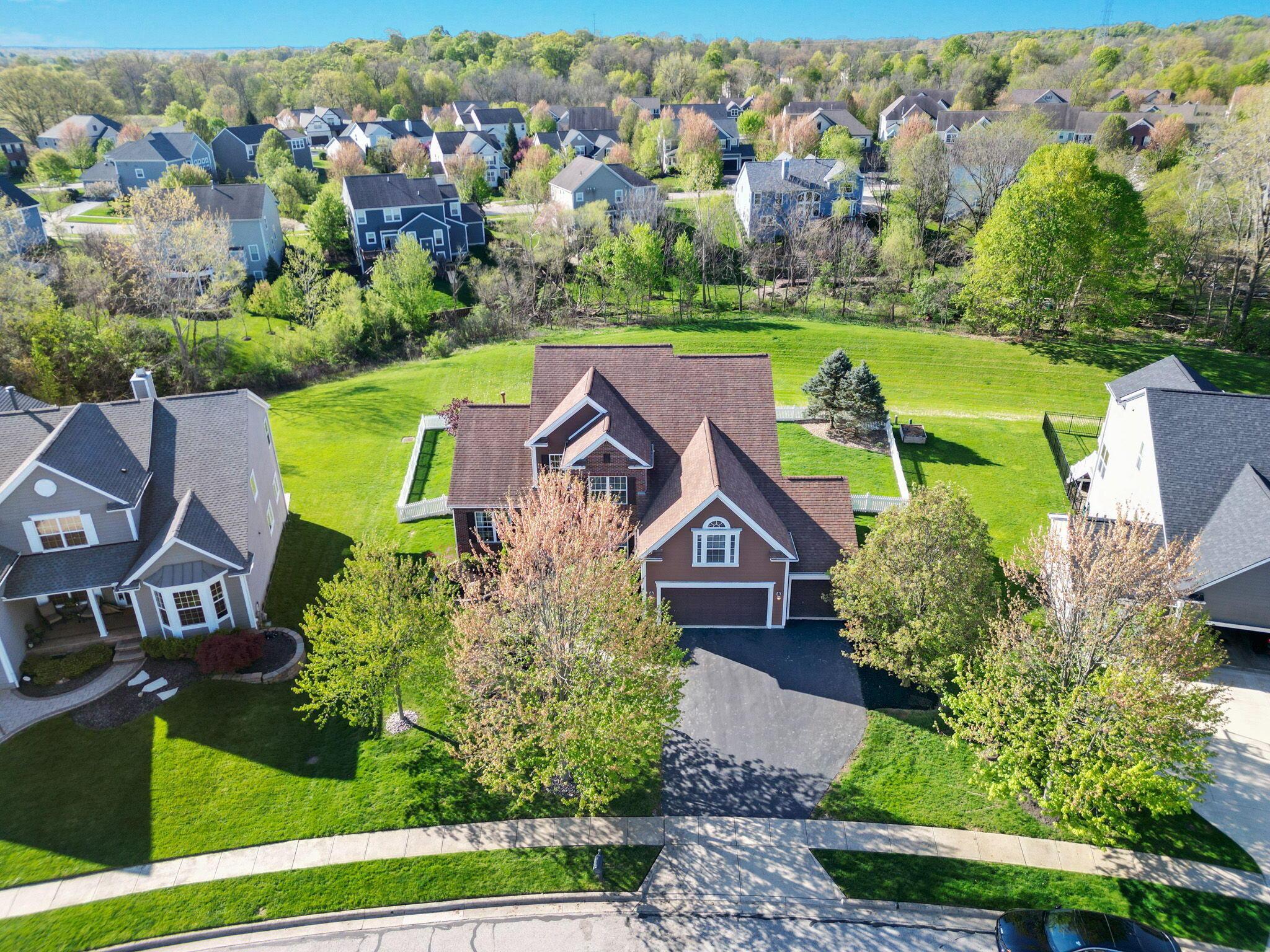 3311 Mccammon Estates Drive, Lewis Center, Ohio image 3