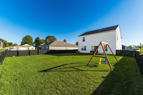 Tiny photo for 377 St James Gate Way, Newark, OH 43055 (MLS # 226002627)