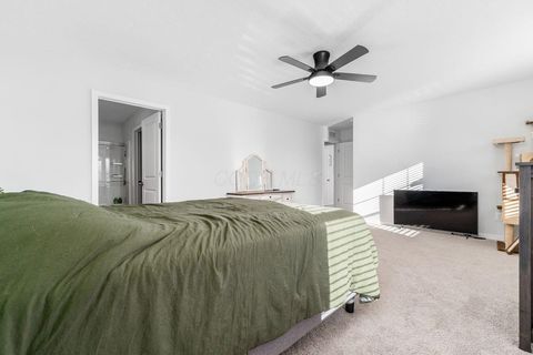 Tiny photo for 377 St James Gate Way, Newark, OH 43055 (MLS # 226002627)