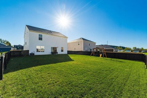 Tiny photo for 377 St James Gate Way, Newark, OH 43055 (MLS # 226002627)