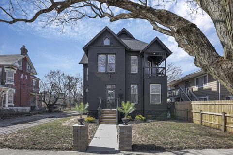 Photo of 269 S 18th Street, Columbus, OH 43205 (MLS # 226006274)