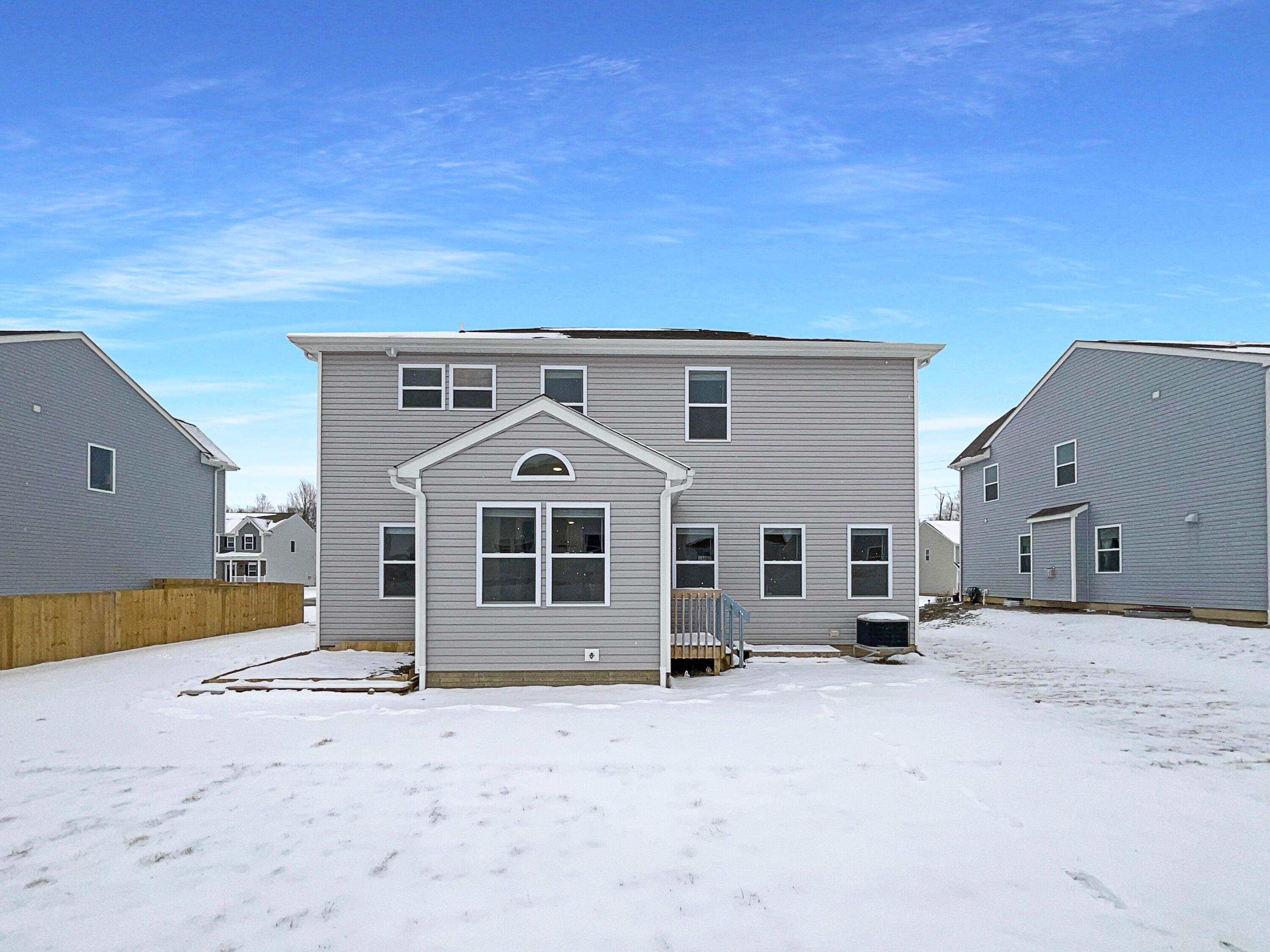 1128 Legacy Lane, Pataskala, Ohio image 8