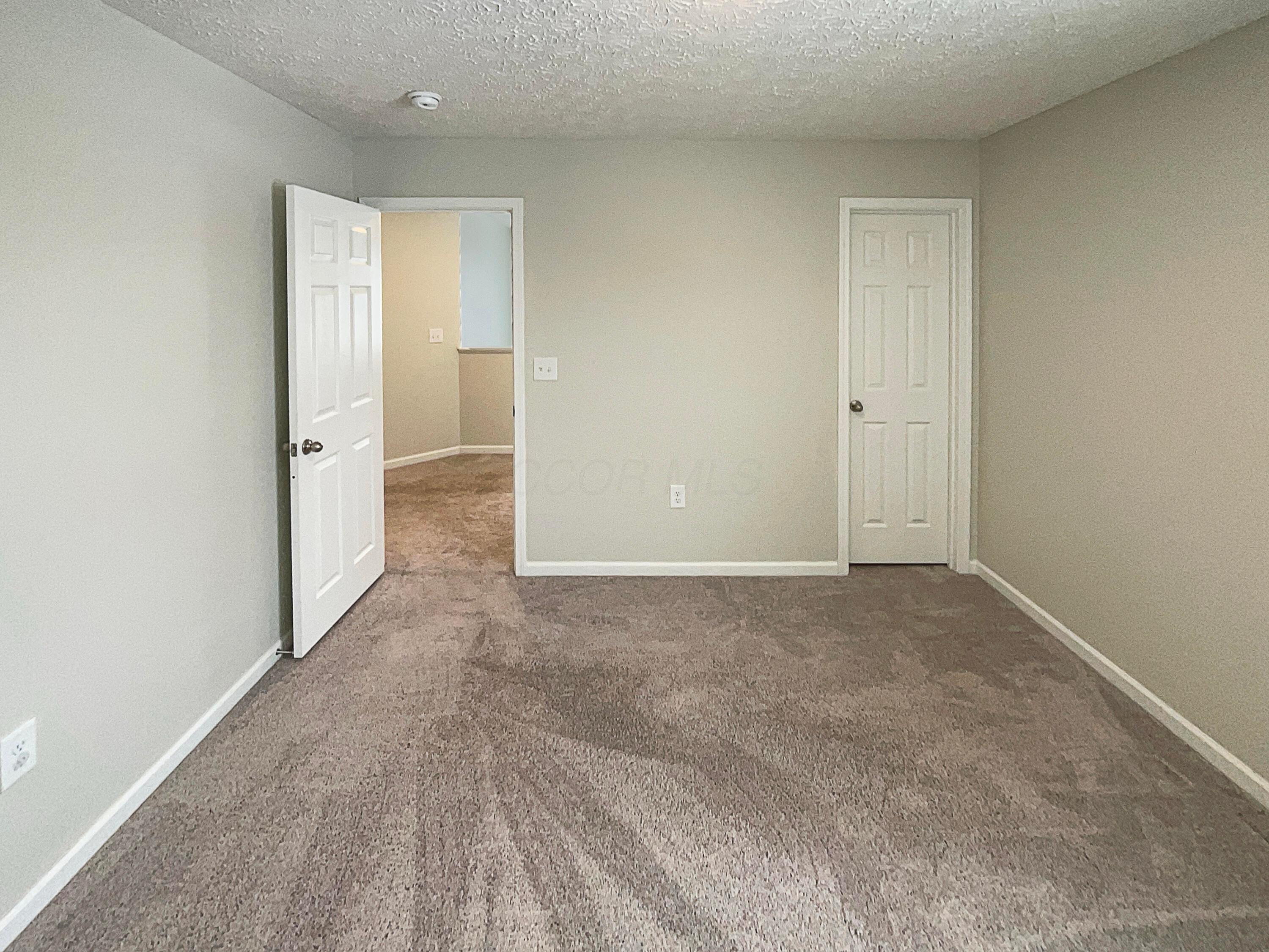 1128 Legacy Lane, Pataskala, Ohio image 17