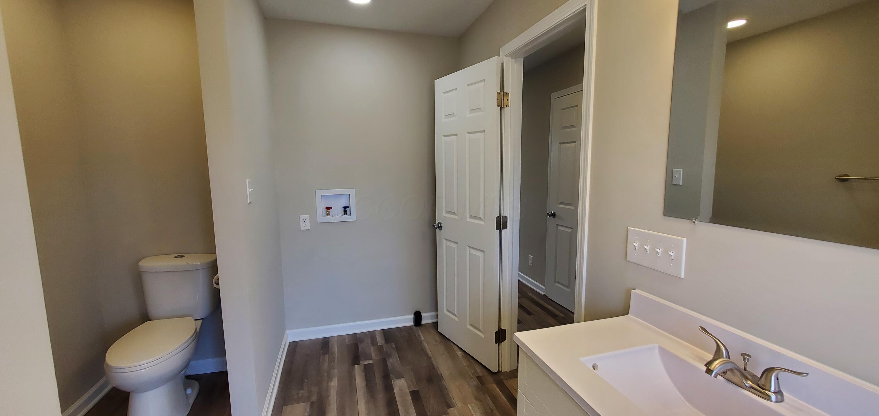 16 W Walnut Street, Jeffersonville, Ohio image 14
