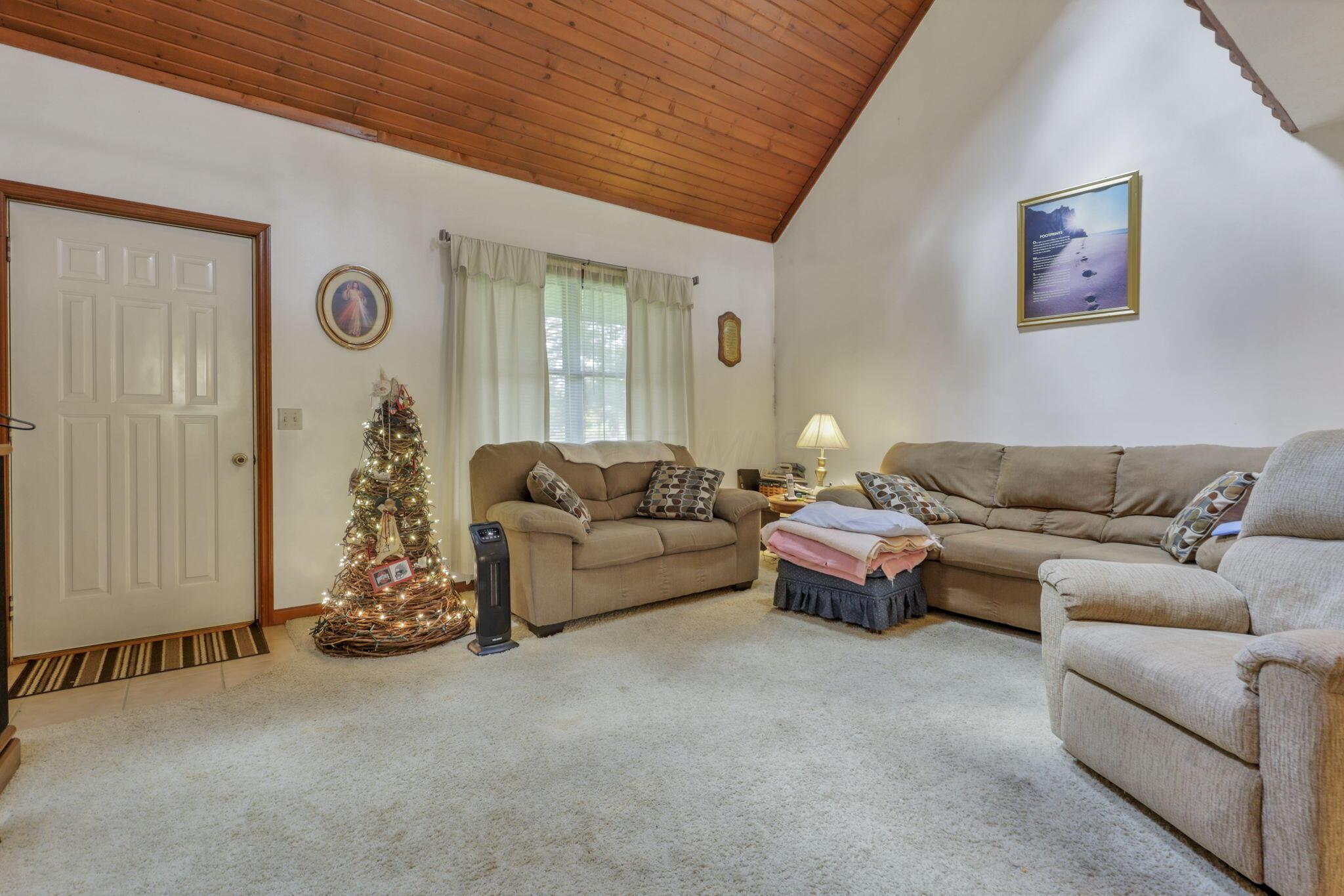 4420 Tavener Road, Newark, Ohio image 5