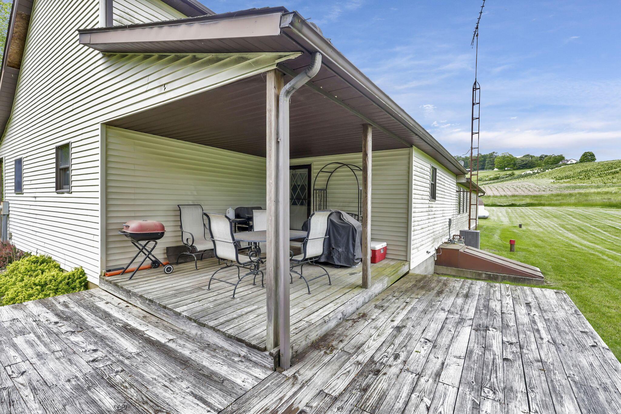 4420 Tavener Road, Newark, Ohio image 32