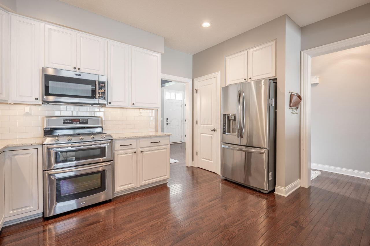 8194 Griswold Drive, New Albany, Ohio image 13