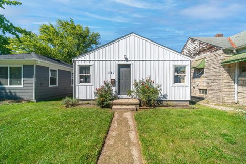 Photo of 253 S Central Avenue, Columbus, OH 43223 (MLS # 226009426)
