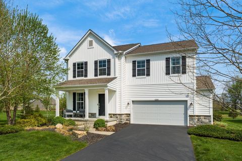 Photo of 12061 Herons Landing Drive NW, Pickerington, OH 43147 (MLS # 226012276)