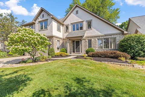 Photo of 962 Augusta Glen Drive, Columbus, OH 43235 (MLS # 226004069)