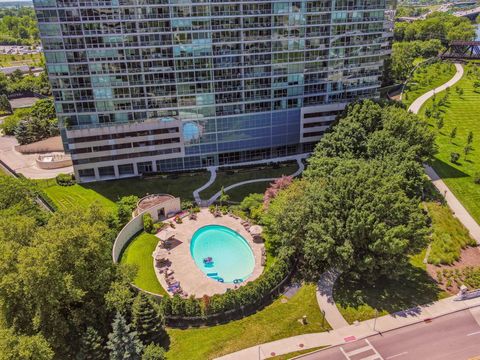 Tiny photo for 1 Miranova Place 1840 #1840, Columbus, OH 43215 (MLS # 226013103)