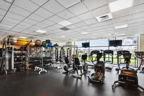 Tiny photo for 1 Miranova Place 1840 #1840, Columbus, OH 43215 (MLS # 226013103)