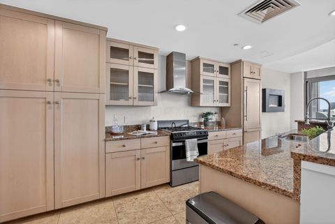 Tiny photo for 1 Miranova Place 1840 #1840, Columbus, OH 43215 (MLS # 226013103)