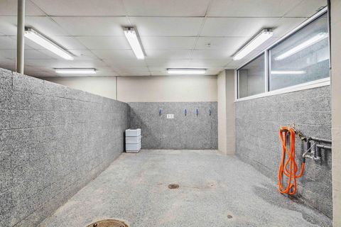 Tiny photo for 1 Miranova Place 1840 #1840, Columbus, OH 43215 (MLS # 226013103)