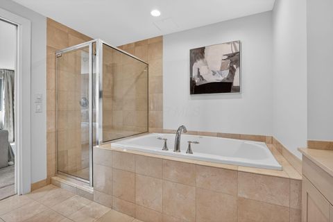 Tiny photo for 1 Miranova Place 1840 #1840, Columbus, OH 43215 (MLS # 226013103)