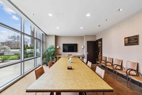 Tiny photo for 1 Miranova Place 1840 #1840, Columbus, OH 43215 (MLS # 226013103)