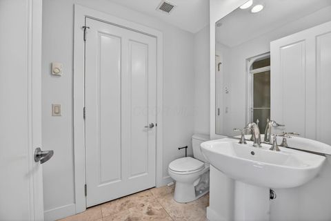 Tiny photo for 1 Miranova Place 1840 #1840, Columbus, OH 43215 (MLS # 226013103)