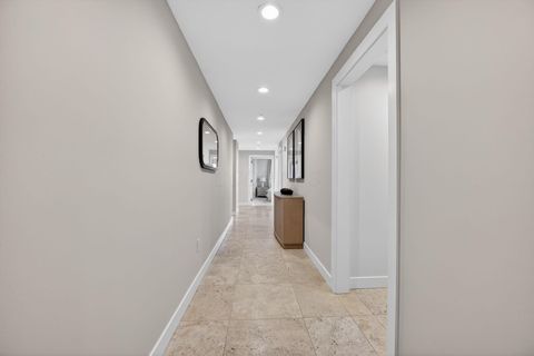 Tiny photo for 1 Miranova Place 1840 #1840, Columbus, OH 43215 (MLS # 226013103)